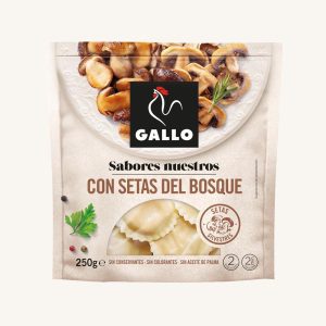 Pâtes aux œufs frais farcies aux champignons des bois, de Barcelone