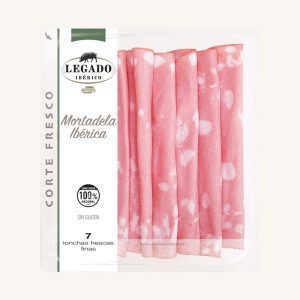 Mortadelle ibérique, fraîchement coupée, pré-tranchée en fines tranches