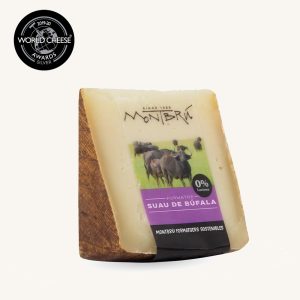 Fromage de bufflonne semi-affiné artisanal Suau de búfala, coin