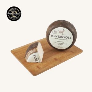Fromage de chèvre artisanal semi-affiné de la Garrotxa, meule